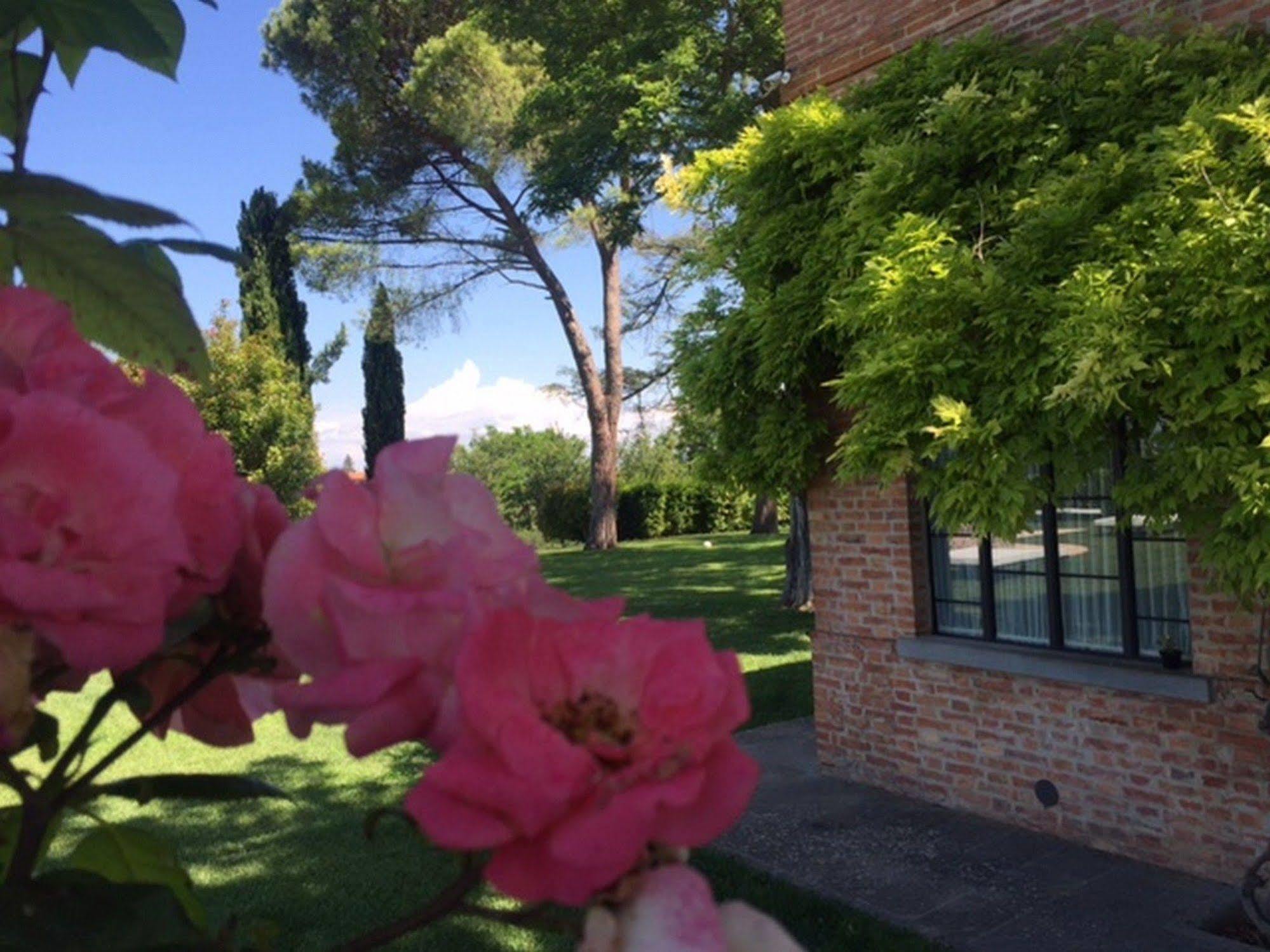 Relais Montemaggiore Bettolle Exterior foto